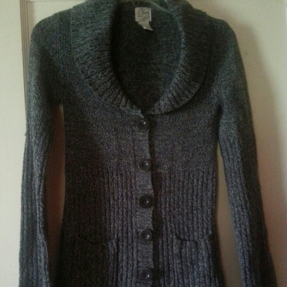Long grey sweater w white flecks