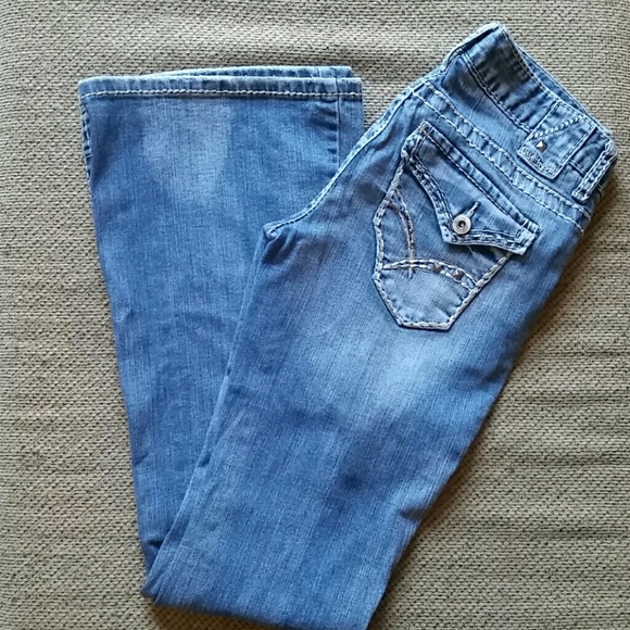 ~Sold in bundle~ Light wash bootcut Amethyst jeans