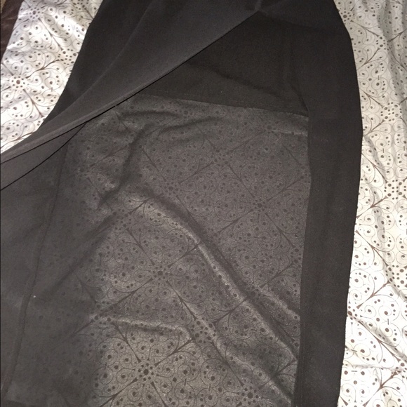 Side split skirt - Picture 3 of 3