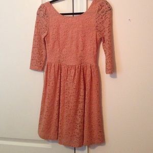 Pink 3/4 sleeve dress