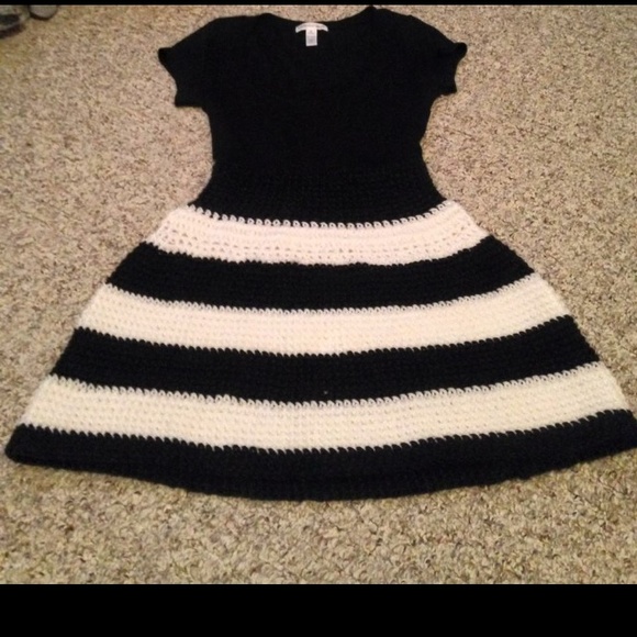 Cute dress!
