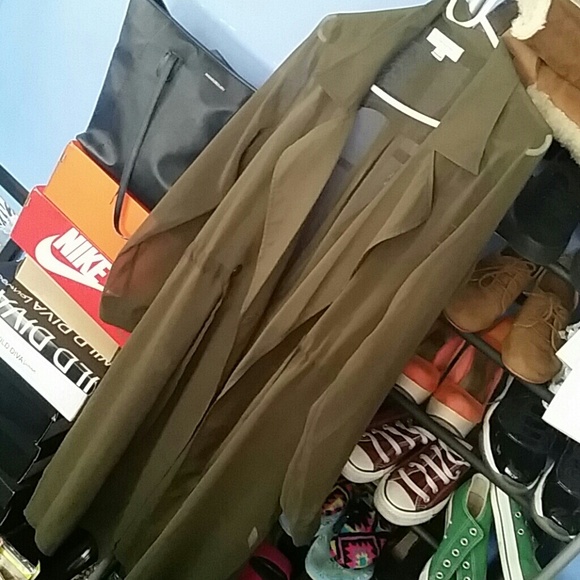 Light jacket/cover up - Picture 4 of 4