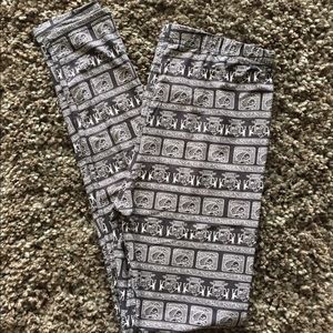 NWOT Egyptian style super soft leggings