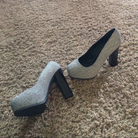 Bundle - Picture 3 of 3