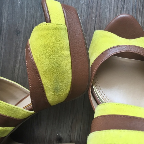 Jessica Simpson Eman Heels - Picture 4 of 4