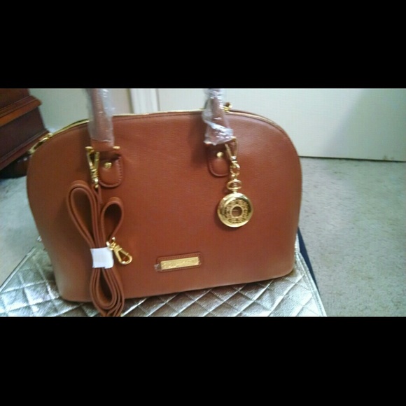 NWOT -Gorgeous Joy Magano & Iman Purse