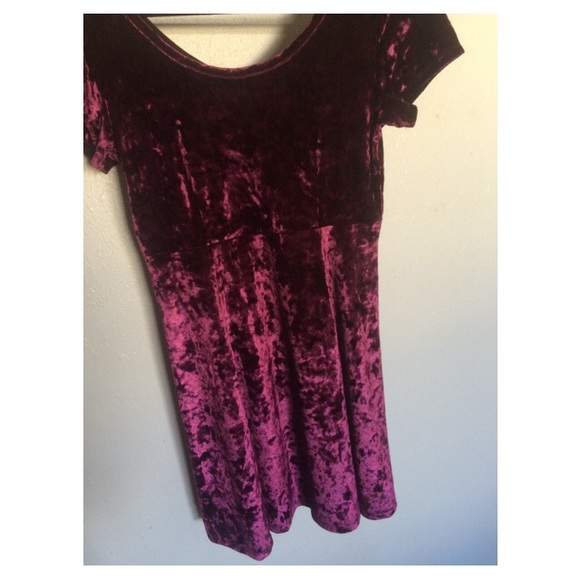 Crushed velvet skater dress