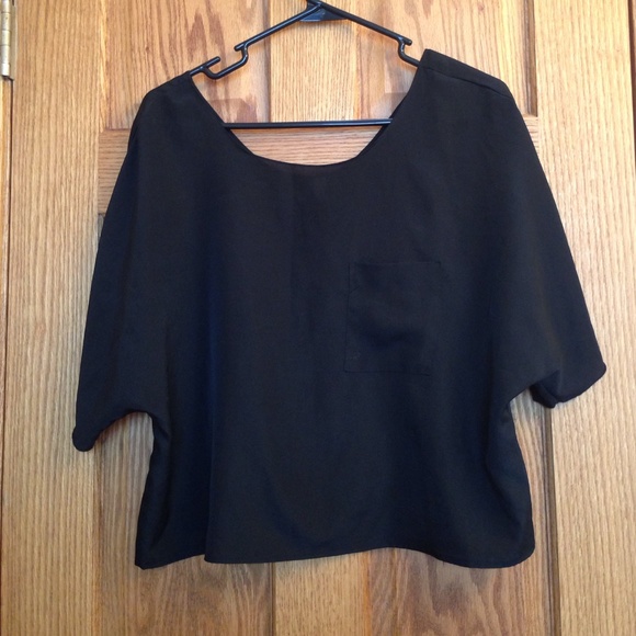 Black crop top