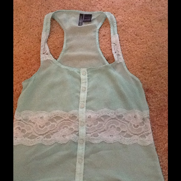 Cute light blue tank top with lace