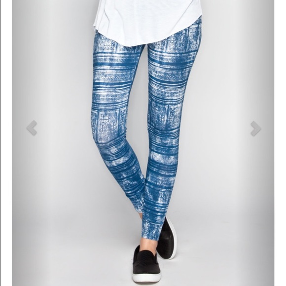 Roxy Pants - NWT Roxy Sutro Beach Leggings 💙