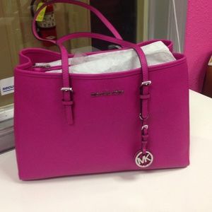 Michael Kors Jet Set Travel