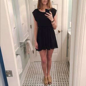 Flowy black dress