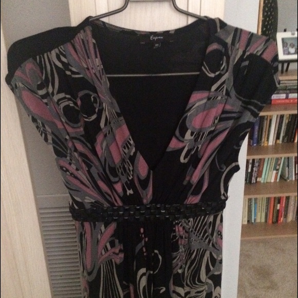 Beautiful blouse! - Picture 2 of 3