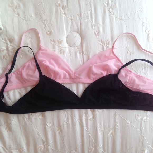 Set of 2 unlined bralettes
