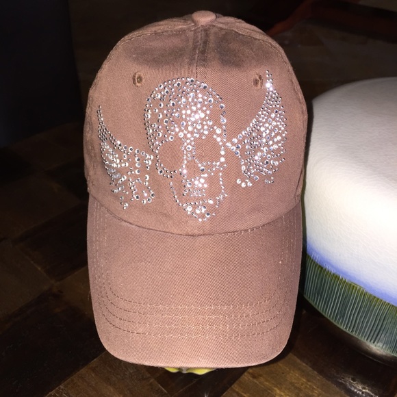 Brown baseball cap with sequin skull