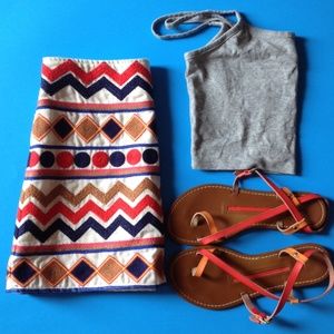 Brand new linen mini skirt, mid rise.