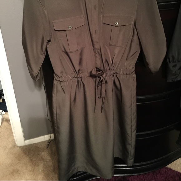 💥SOLD💥Spring/summer/fall dress-Very Versatile! - Picture 2 of 4