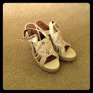 Lucky brand wedges