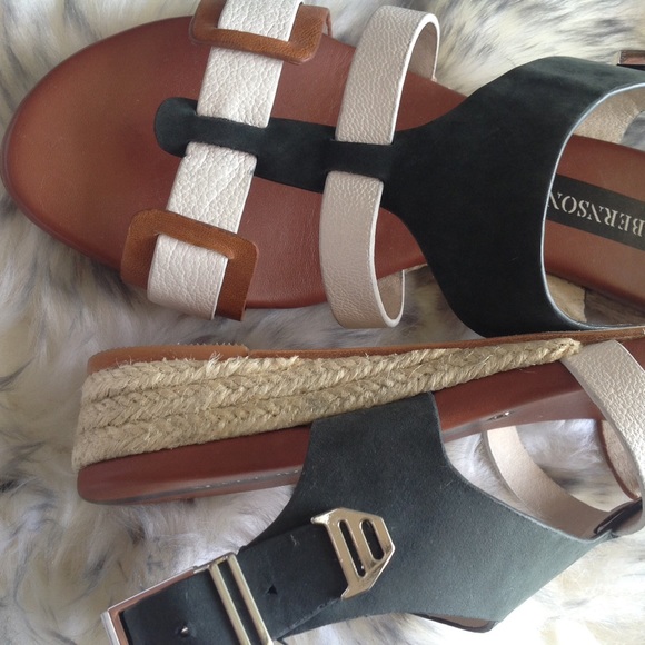 Matt Bernson Shoes - NEW MATT BERNSON Antibes leather wedge sandals 6