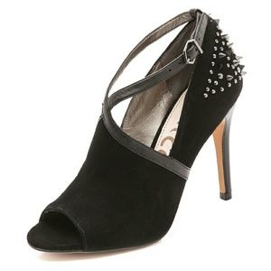 Sam Eldelman Adrienne black suede pumps