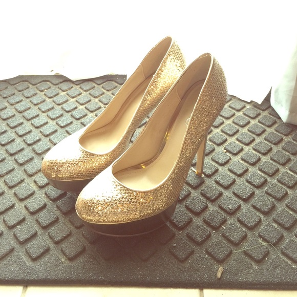 Gold platform heels