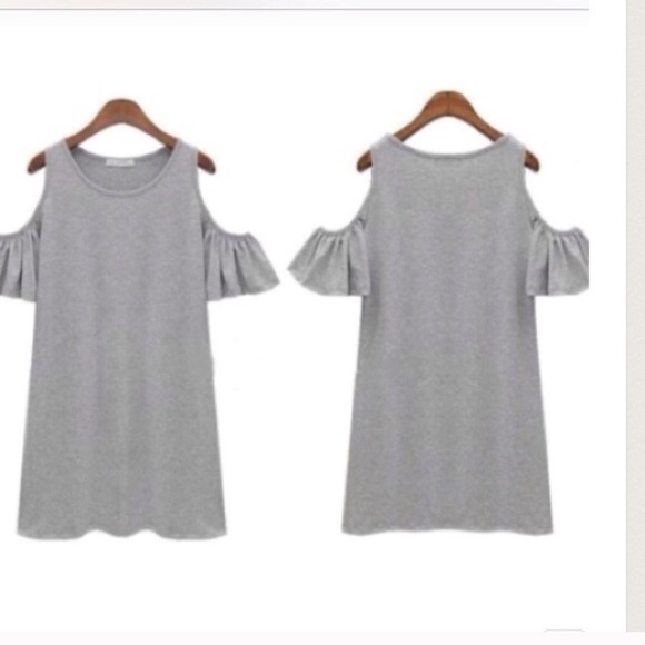 SOLD OUT❗️❗️Cute open shoulder dress - Picture 2 of 2