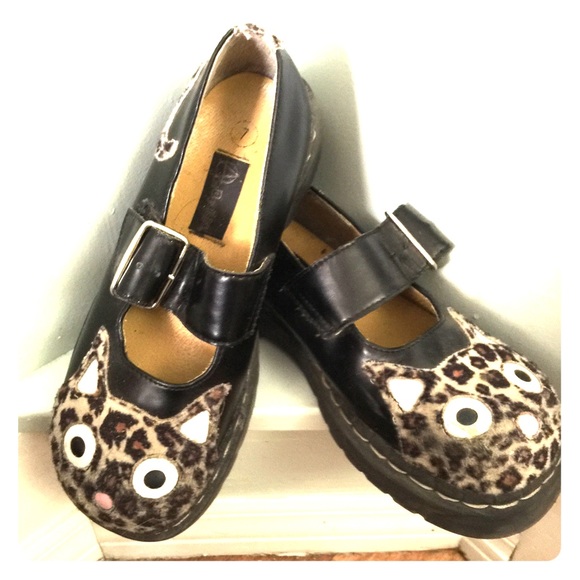 Anarchist Kitty Mary Janes