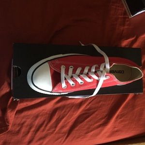 Low top red converse