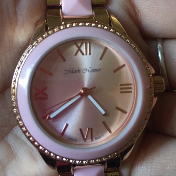 Pink & Gold watch - Picture 2 of 4