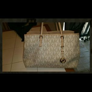 MK purse