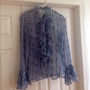 Worn once beautiful Cabi blouse.