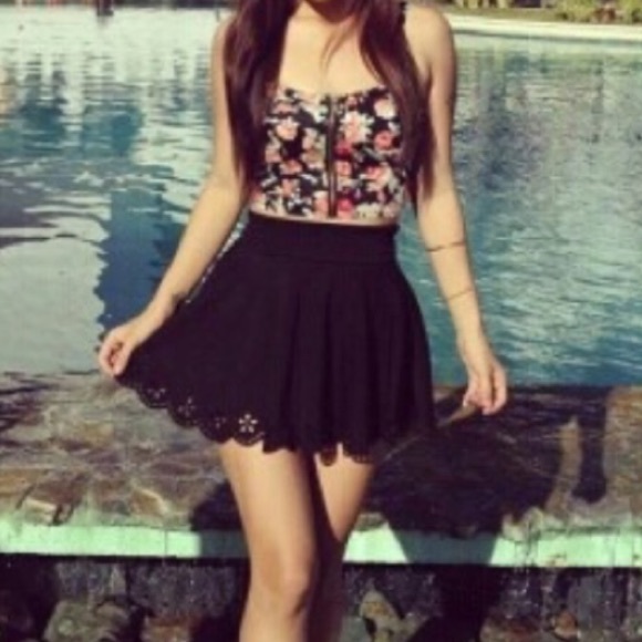 Floral bustier top with zipper