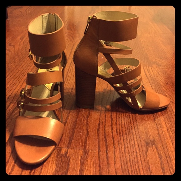 Michael Kors Shoes - Michael Kors summer heel