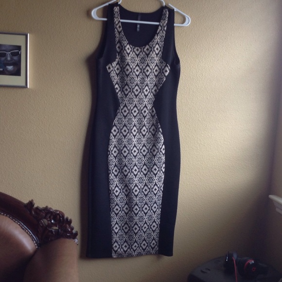 Lovely hour glass dress