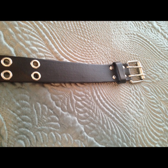 Great dark brown belt