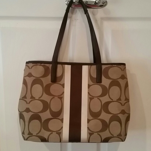 Coach Tote! - Picture 2 of 6