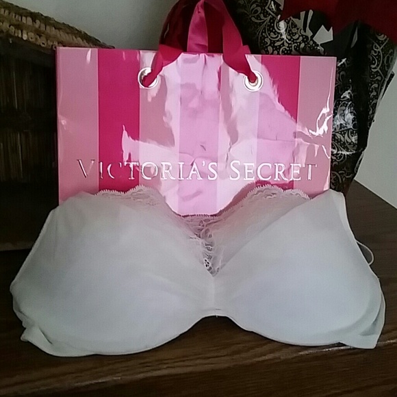 V&S white bra !!!!