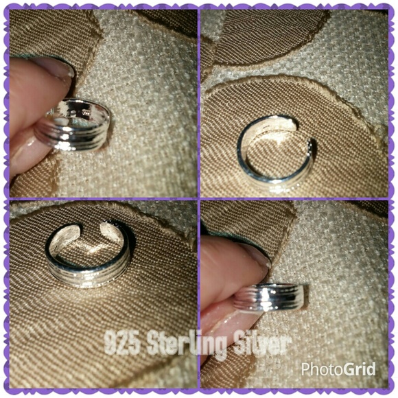 Brand new in package toe rings or knuckle ring