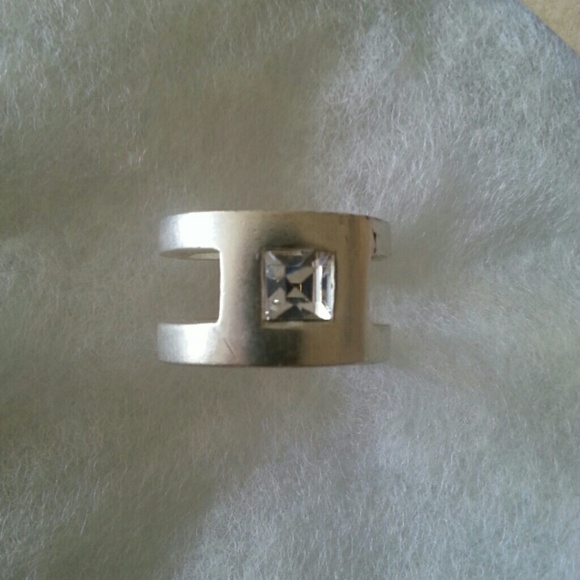 Ring - Picture 2 of 2