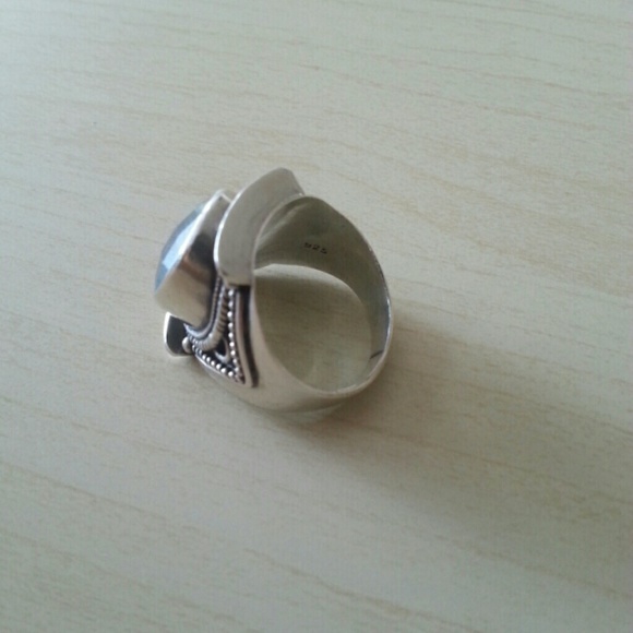 Silver ring - Picture 3 of 4