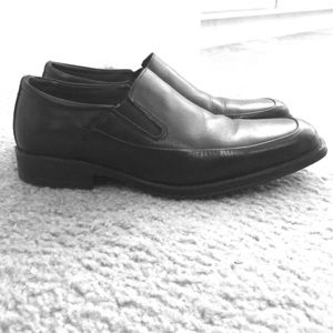Dress shoes