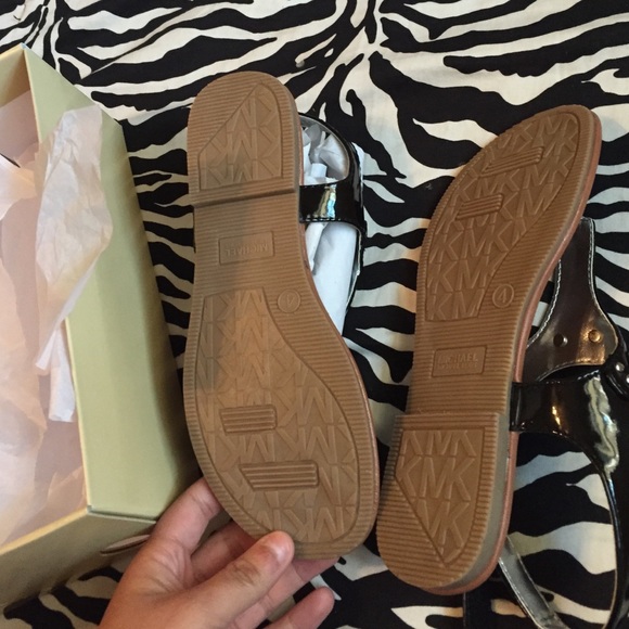 Black Michael kors sandals - Picture 2 of 4