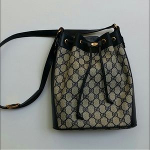 🌟SALE🌟 Gucci Bucket Bag