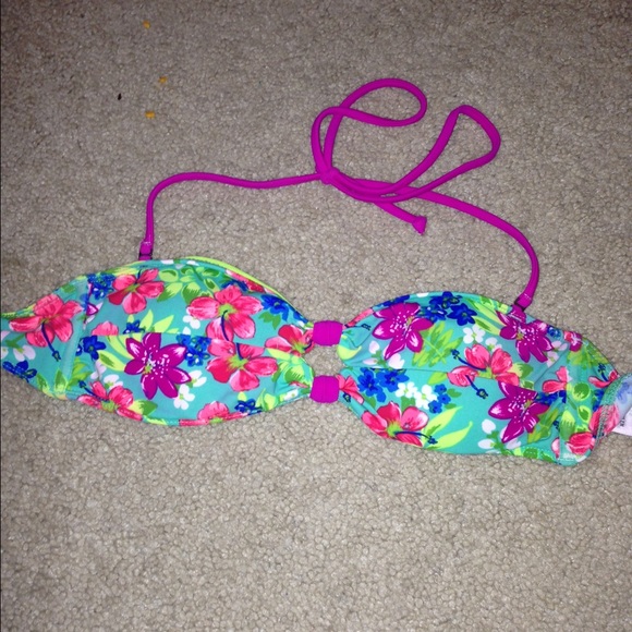 Floral bikini top