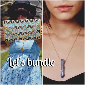 Necklace and handbag in bundle