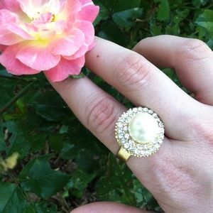 •Pearl ring•