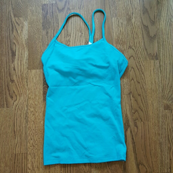 Lululemon Power Y. 6