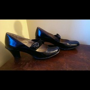 Merona black Mary Jane Heels