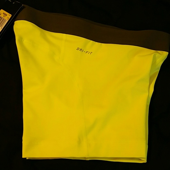 ❌sold❌ Nike Pro Shorts - Picture 3 of 3