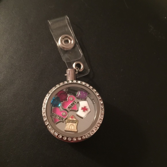 Floating Locket Badge Reel